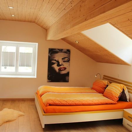 Apartamento Haus Dorf 7 Saas-Grund Exterior foto