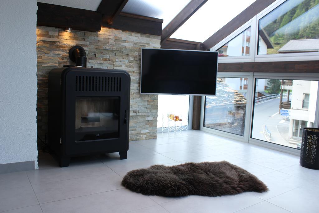 Apartamento Haus Dorf 7 Saas-Grund Exterior foto